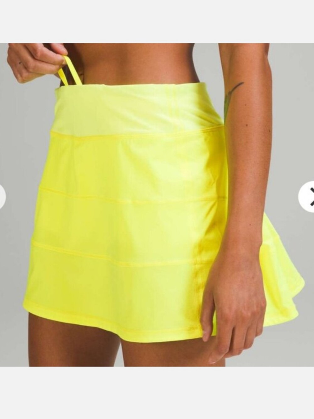 Lululemon Pace Rival Mid Rise Skirt Size 4 Highlight Yellow Neon Cute Activewear - Picture 1 of 9